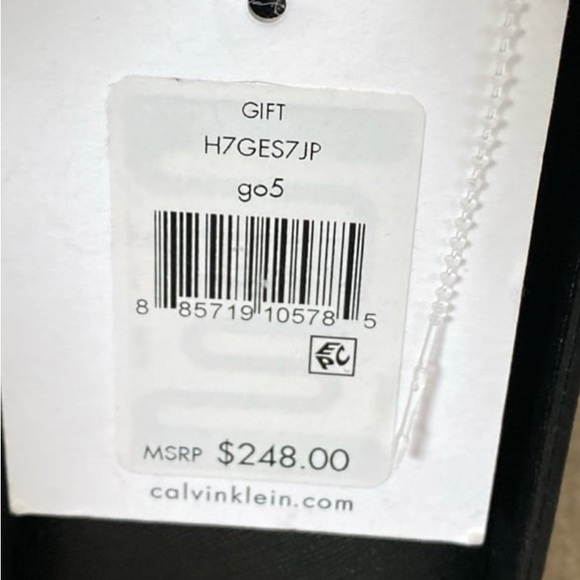 CALVIN KLEIN NWT Signature Snake Print Bag - Picture 2 of 11